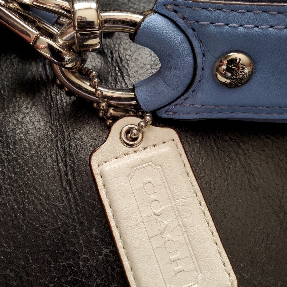 Coach purse - Picture 8 of 9